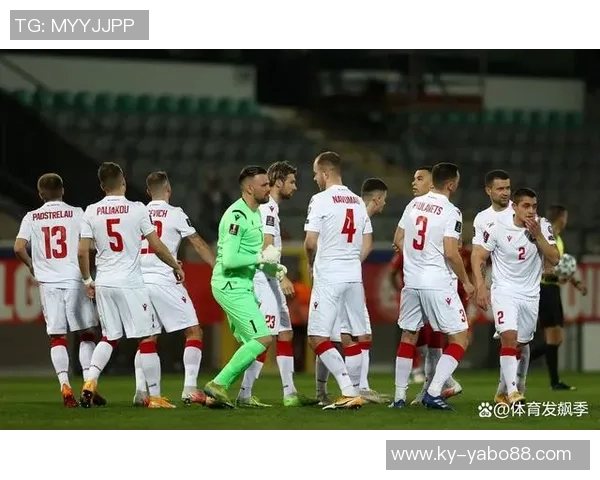 鲍威尔强调战术灵活性与多样性以创造更多进攻机会 鲍威尔强调战术灵活性与多样性以创造更多进攻机会